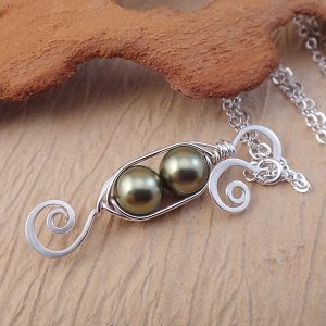two peas in a pod necklace